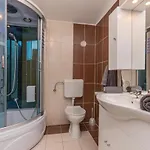 Apartman One-bedroom In Biograd Opatijski Torovi